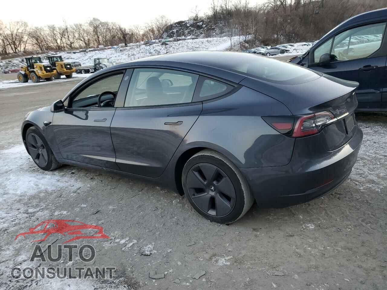 TESLA MODEL 3 2022 - 5YJ3E1EB5NF266007
