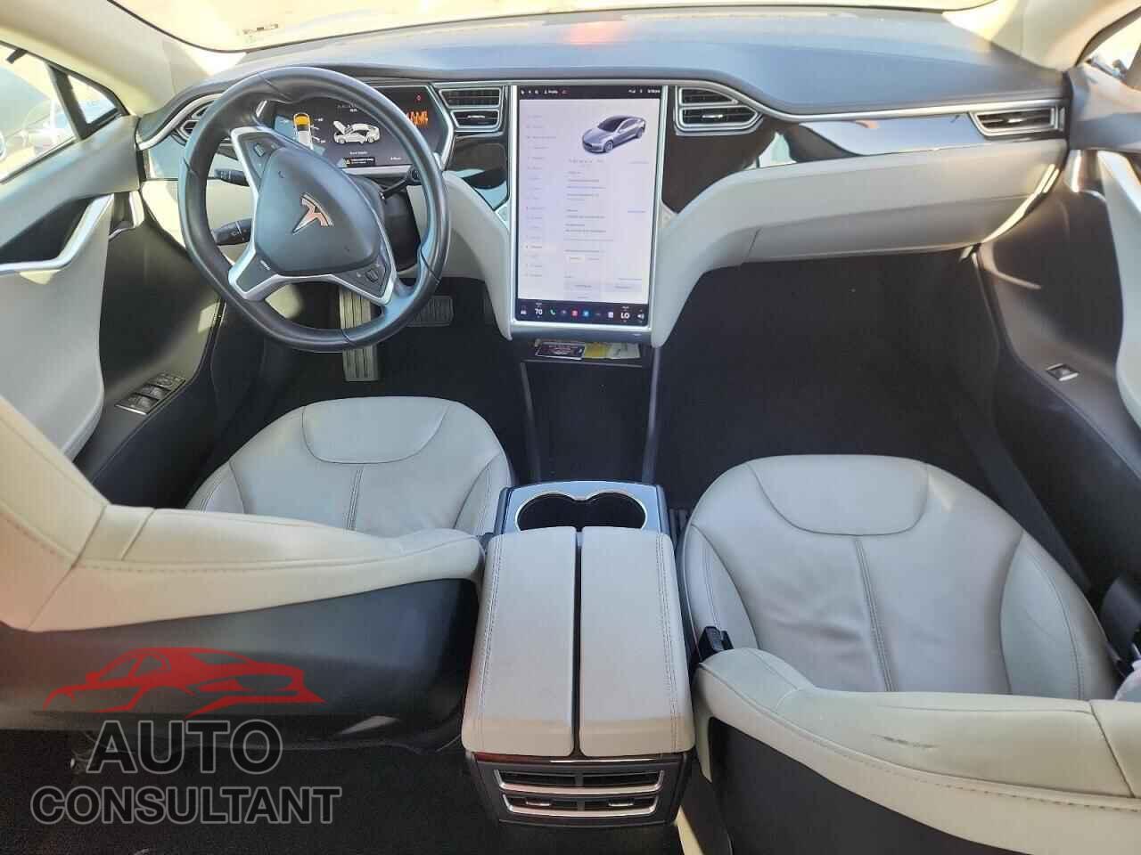 TESLA MODEL S 2013 - 5YJSA1CN6DFP19585
