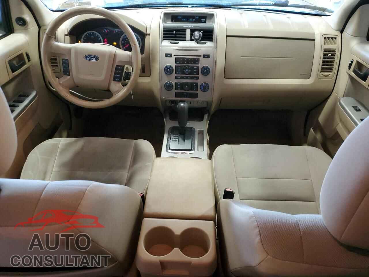 FORD ESCAPE 2011 - 1FMCU9DG7BKC47421
