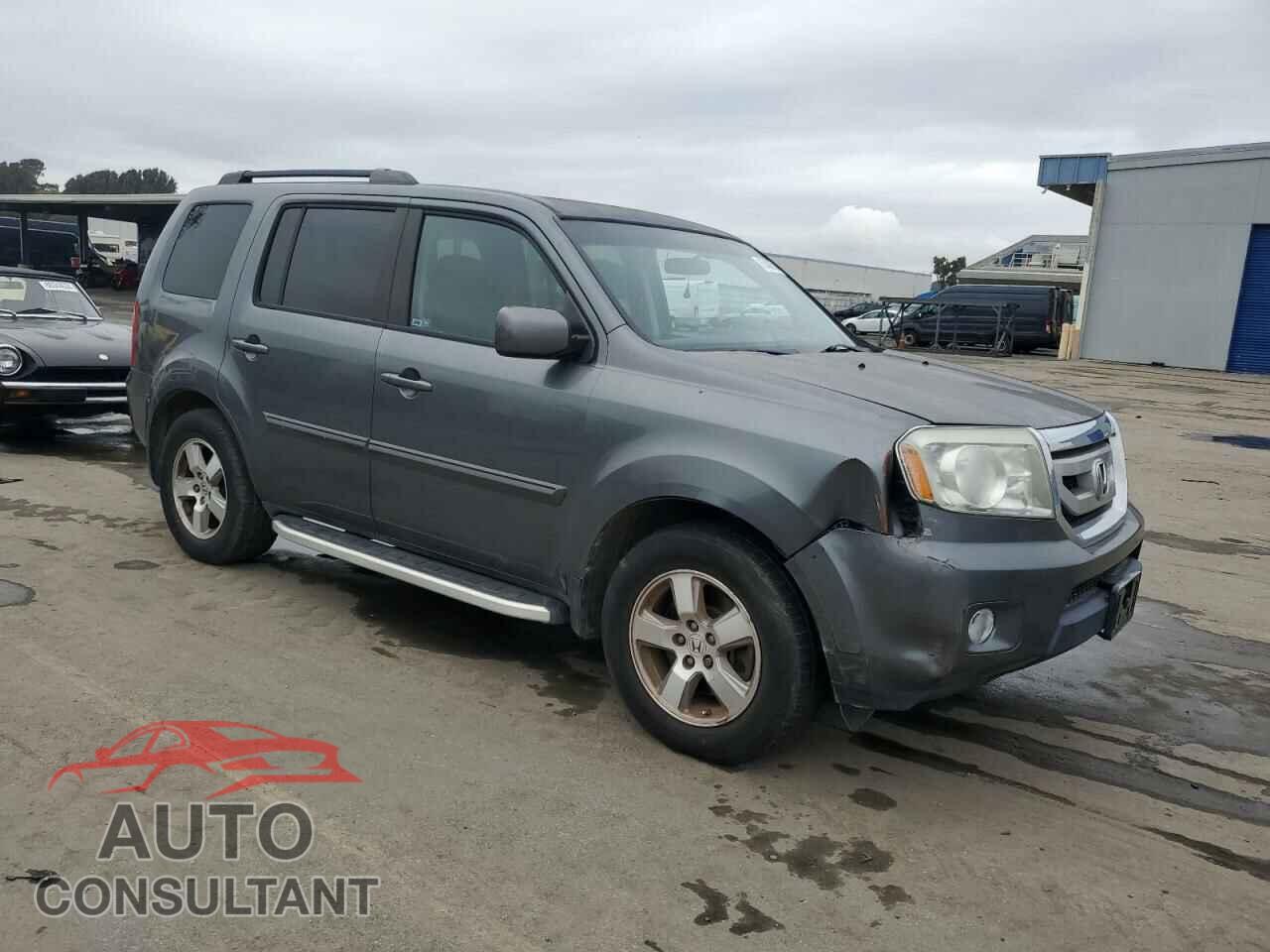 HONDA PILOT 2011 - 5FNYF4H45BB102611