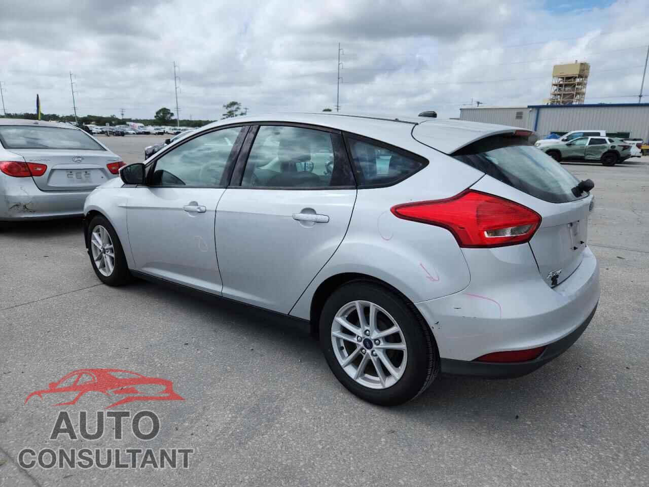 FORD FOCUS 2017 - 1FADP3K2XHL297937