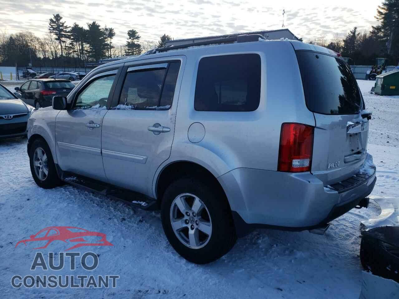 HONDA PILOT 2011 - 5FNYF4H59BB020485