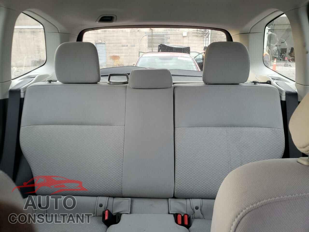 SUBARU FORESTER 2014 - JF2SJAAC0EH526403