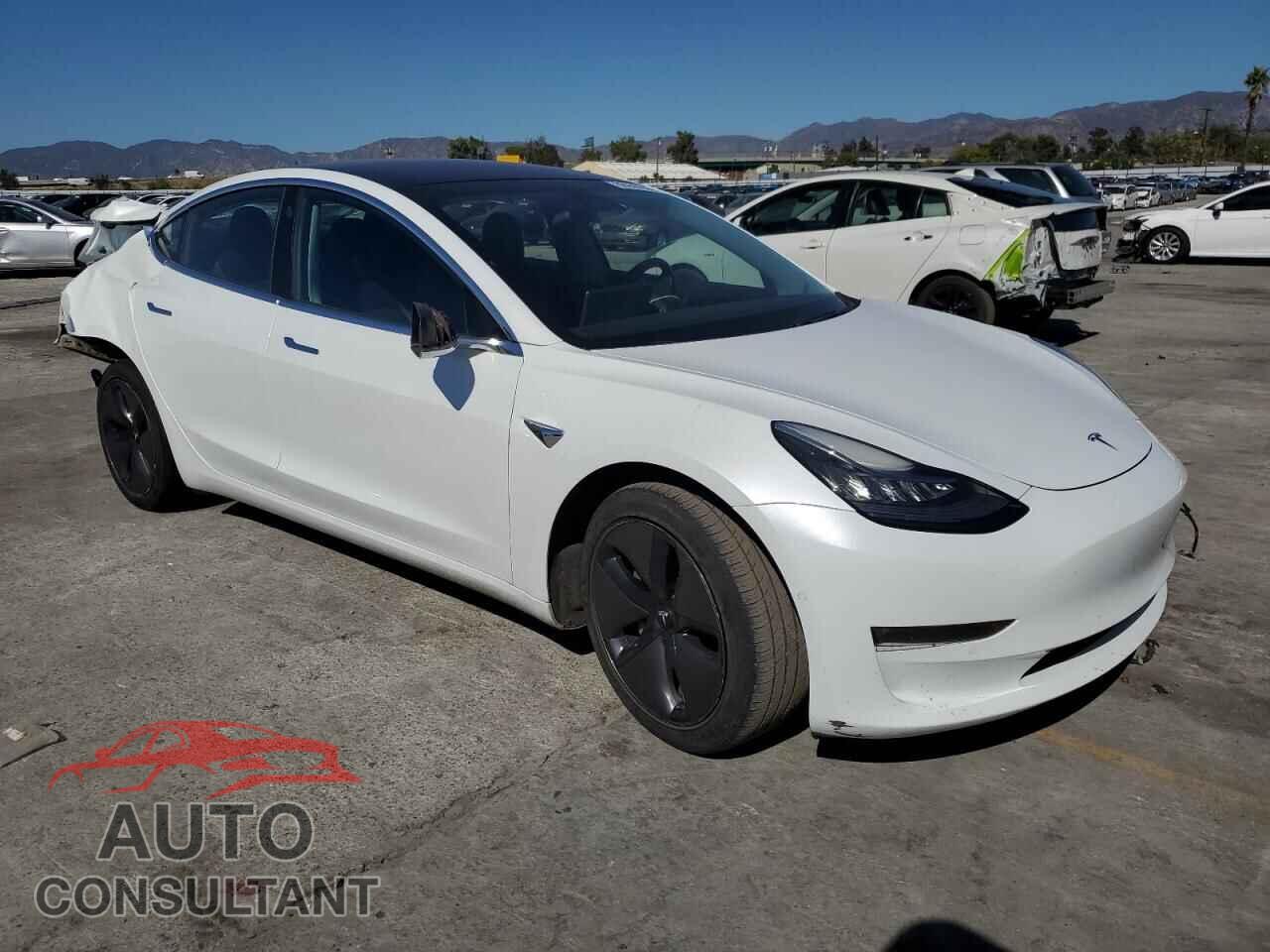 TESLA MODEL 3 2018 - 5YJ3E1EA8JF049617