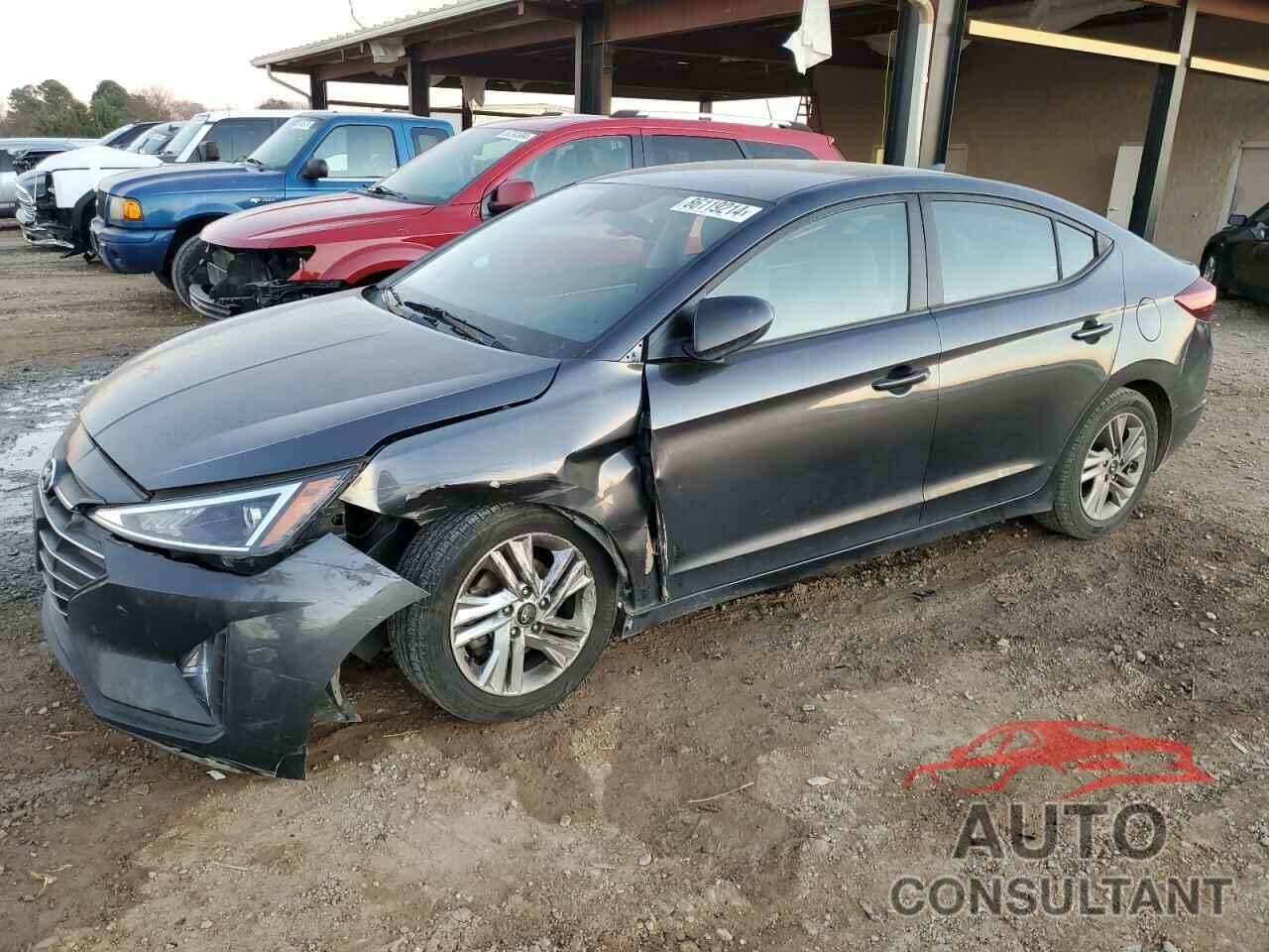 HYUNDAI ELANTRA 2020 - 5NPD84LF2LH559252