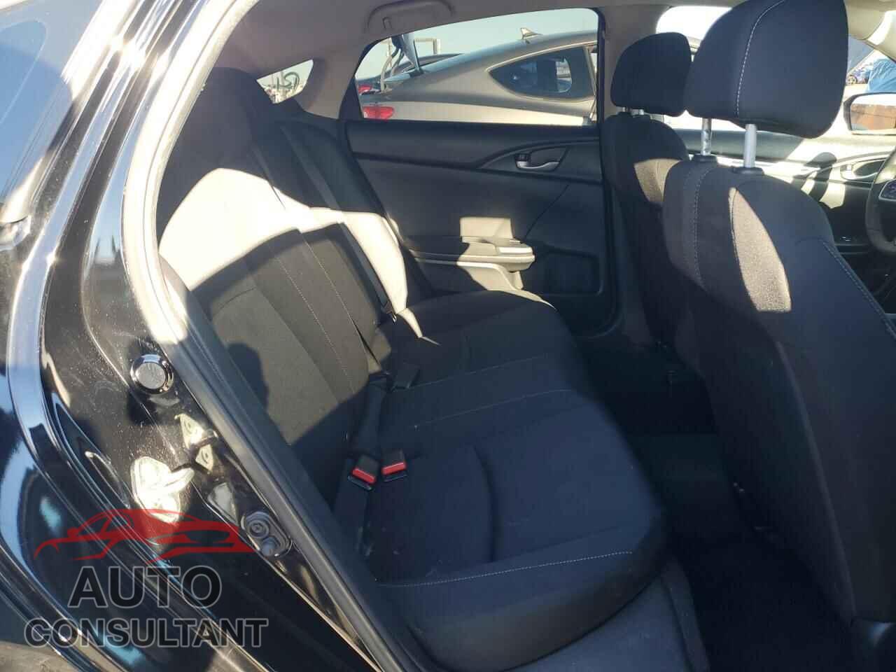 HONDA CIVIC 2019 - 2HGFC2F63KH552875