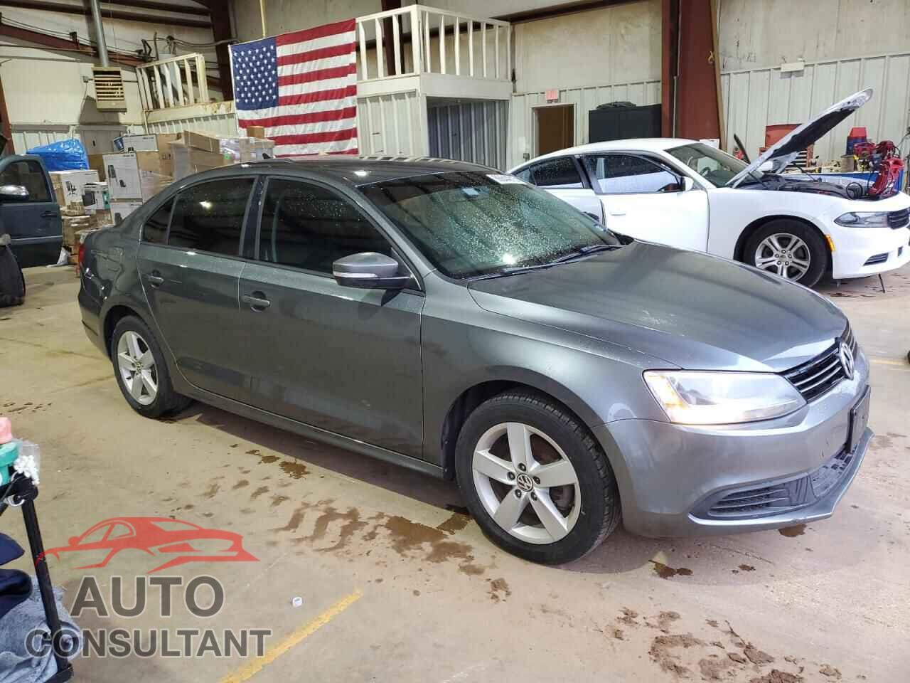 VOLKSWAGEN JETTA 2012 - 3VW3L7AJ8CM067657