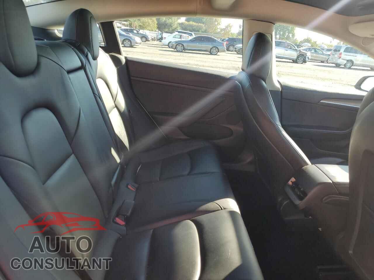 TESLA MODEL 3 2021 - 5YJ3E1EA8MF014631