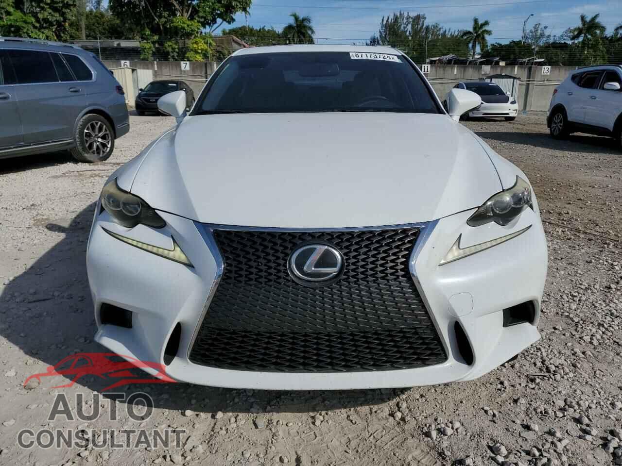 LEXUS IS 2014 - JTHBF1D21E5028097