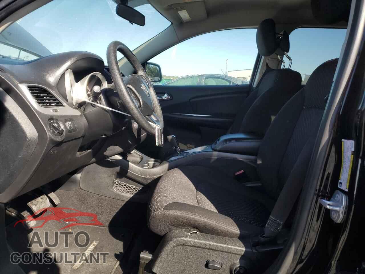 DODGE JOURNEY 2015 - 3C4PDCBG2FT743947