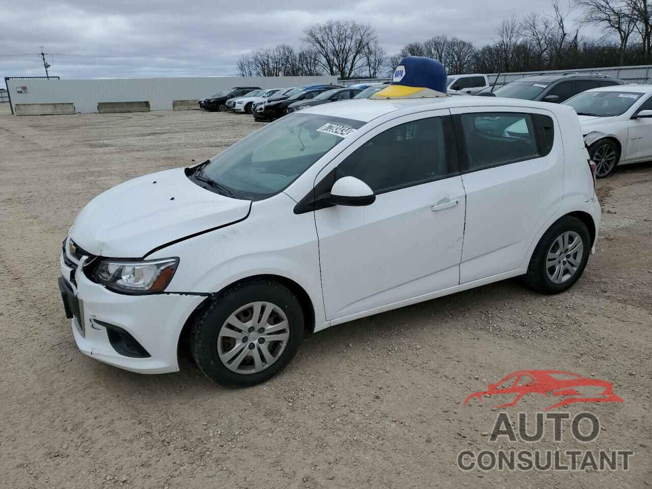 CHEVROLET SONIC 2019 - 1G1JG6SB6K4142522