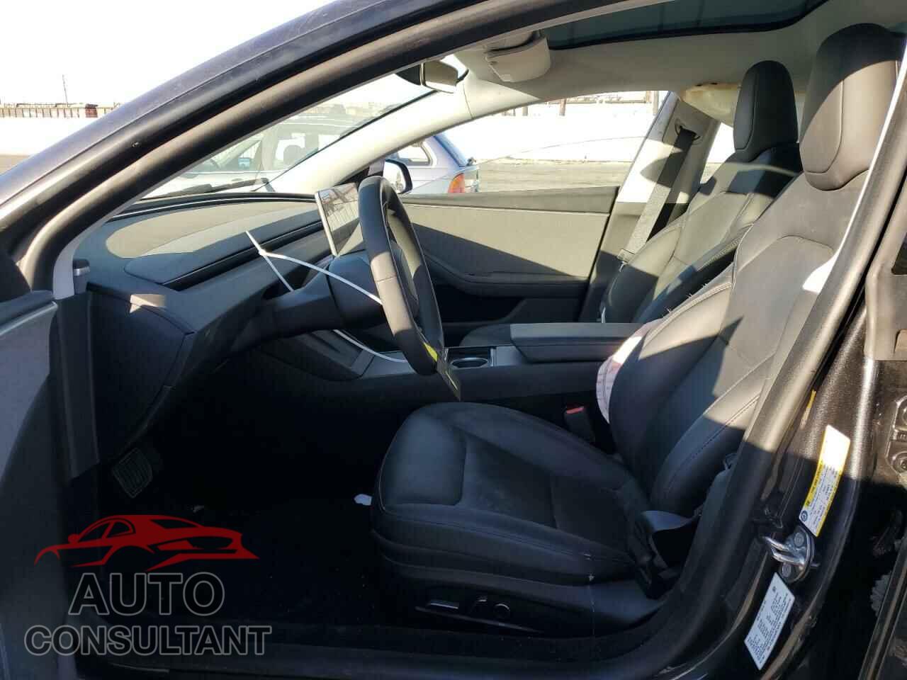 TESLA MODEL 3 2024 - 5YJ3E1EA4RF742874