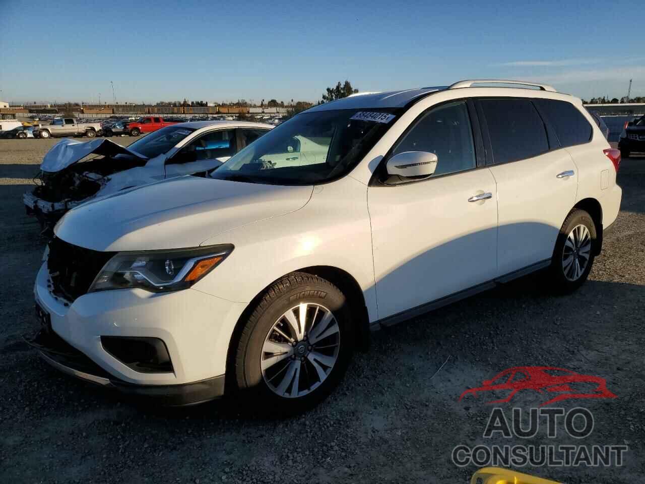 NISSAN PATHFINDER 2017 - 5N1DR2MN1HC627708