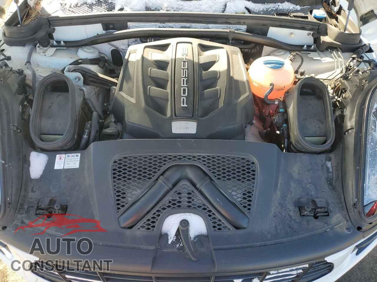 PORSCHE MACAN 2018 - WP1AB2A59JLB33715