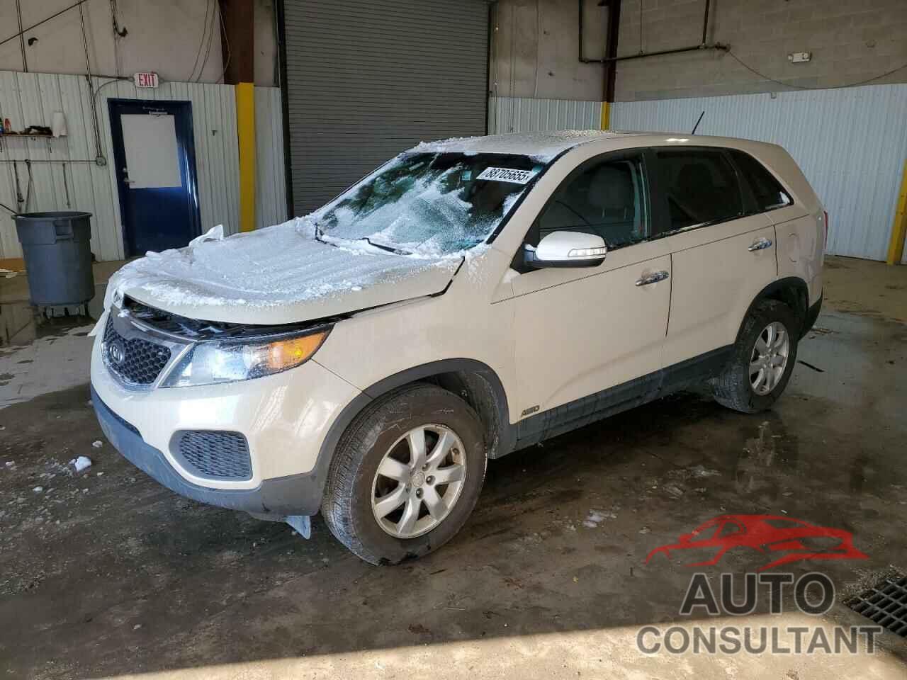 KIA SORENTO 2011 - 5XYKTCA15BG114419