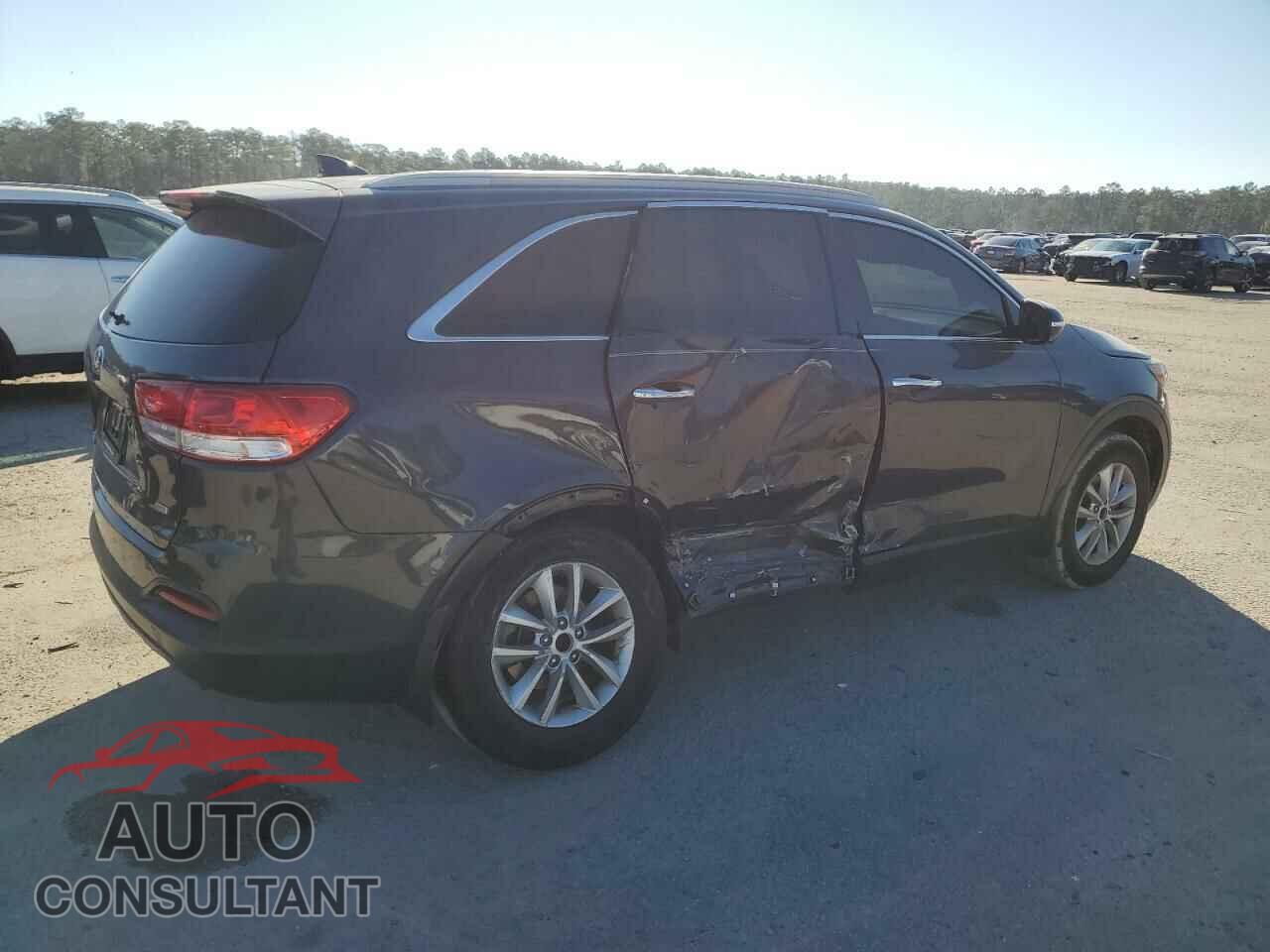 KIA SORENTO 2017 - 5XYPG4A33HG300843