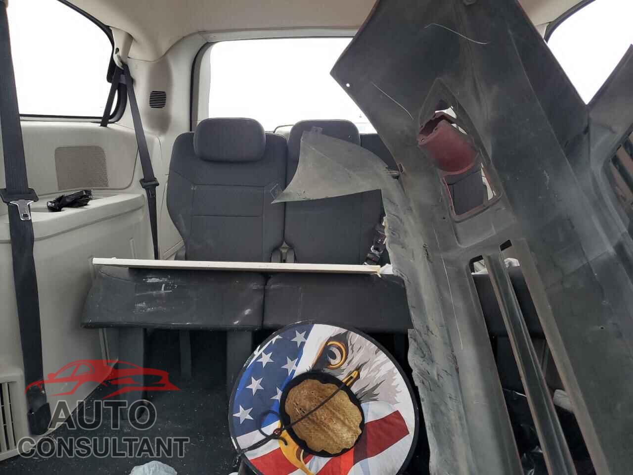 DODGE CARAVAN 2010 - 2D4RN4DE2AR108104