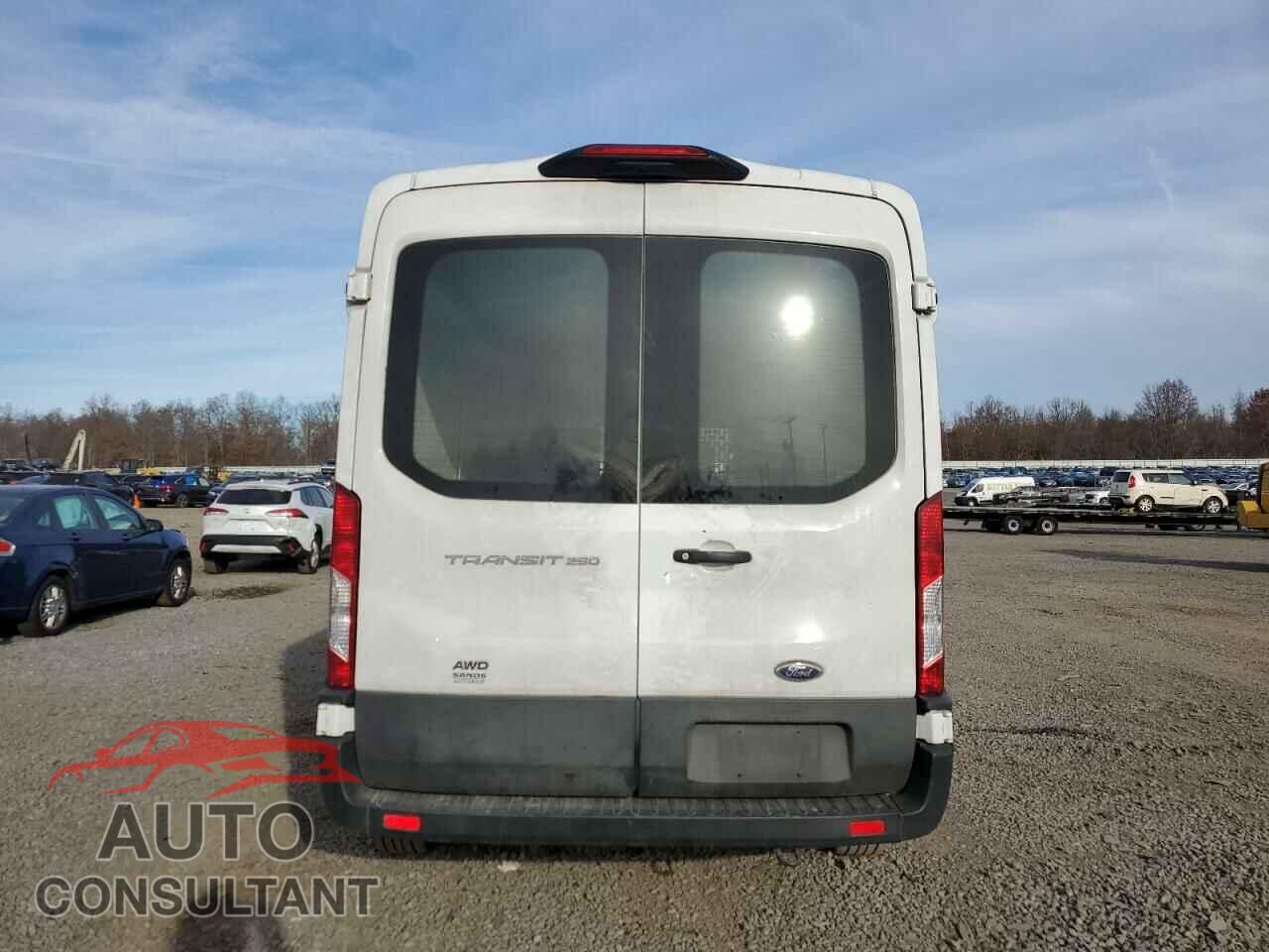 FORD TRANSIT 2023 - 1FTBR2C8XPKA42105