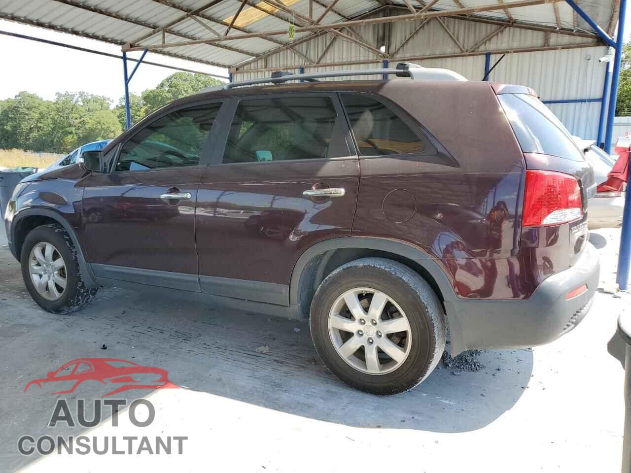 KIA SORENTO 2011 - 5XYKT4A22BG168596