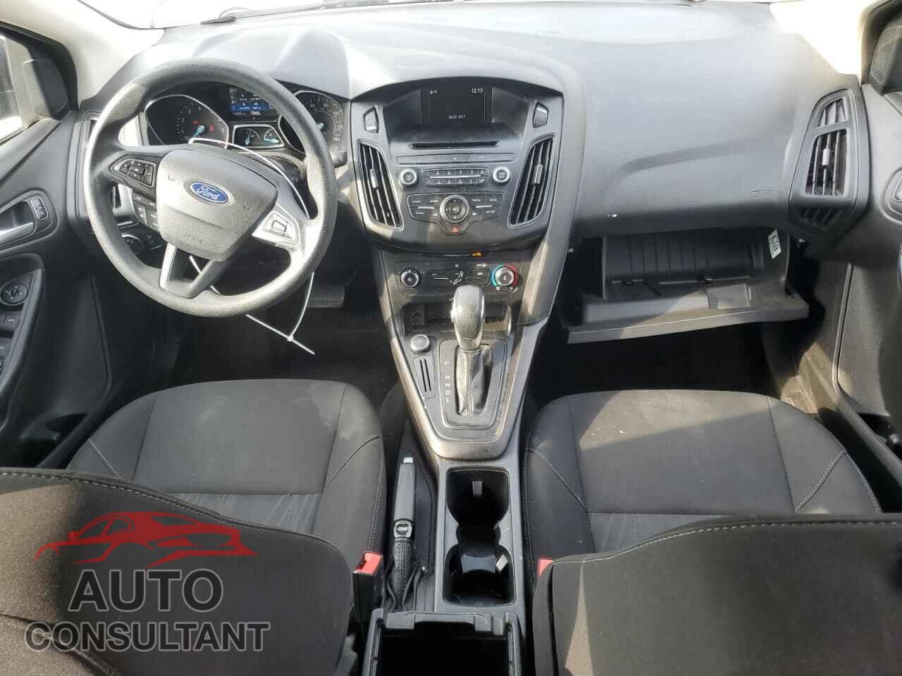 FORD FOCUS 2017 - 1FADP3F23HL304253