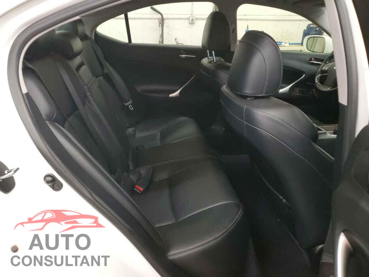 LEXUS IS 2012 - JTHCE5C2XC5002949