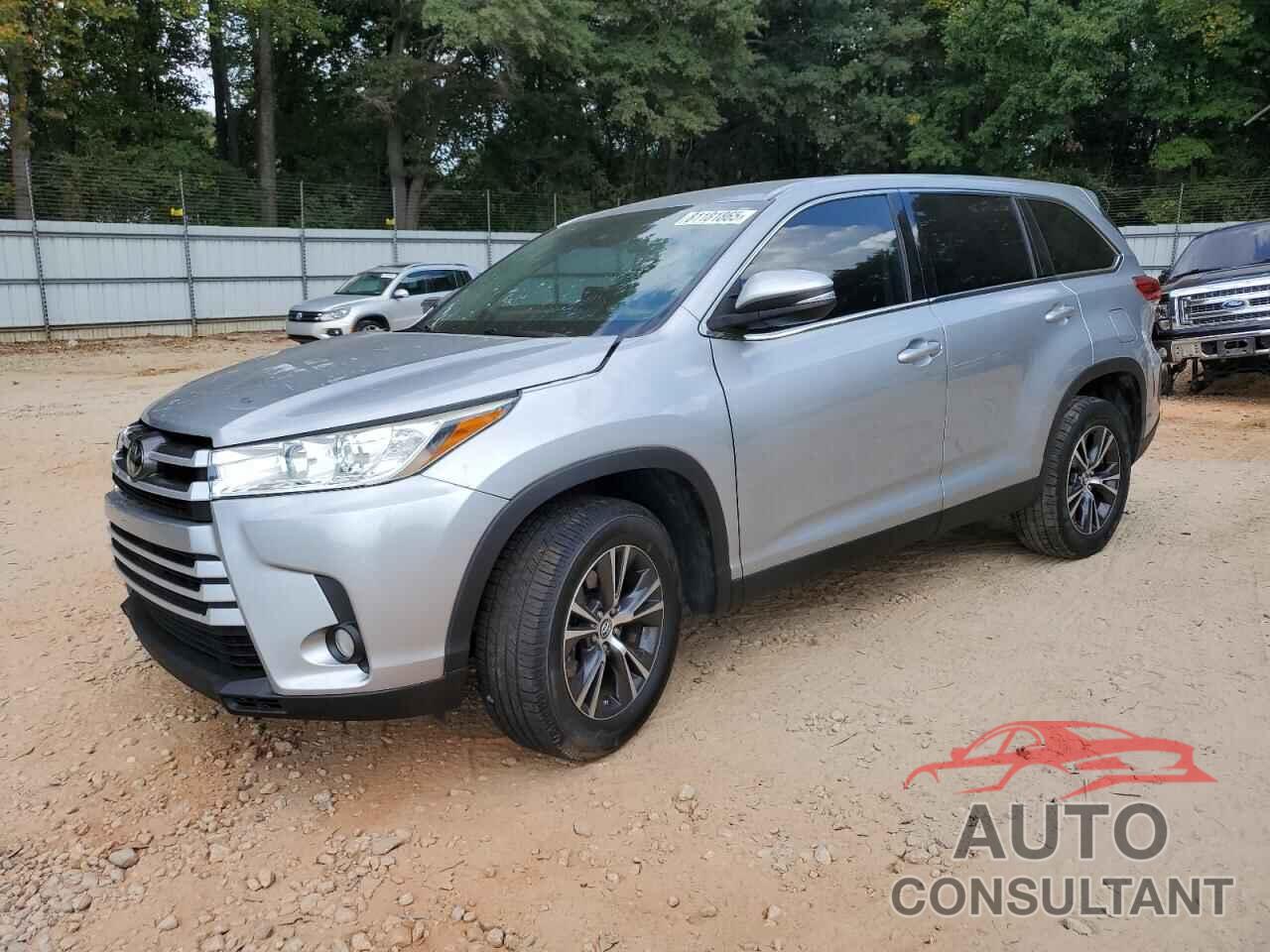 TOYOTA HIGHLANDER 2019 - 5TDZZRFH1KS289758