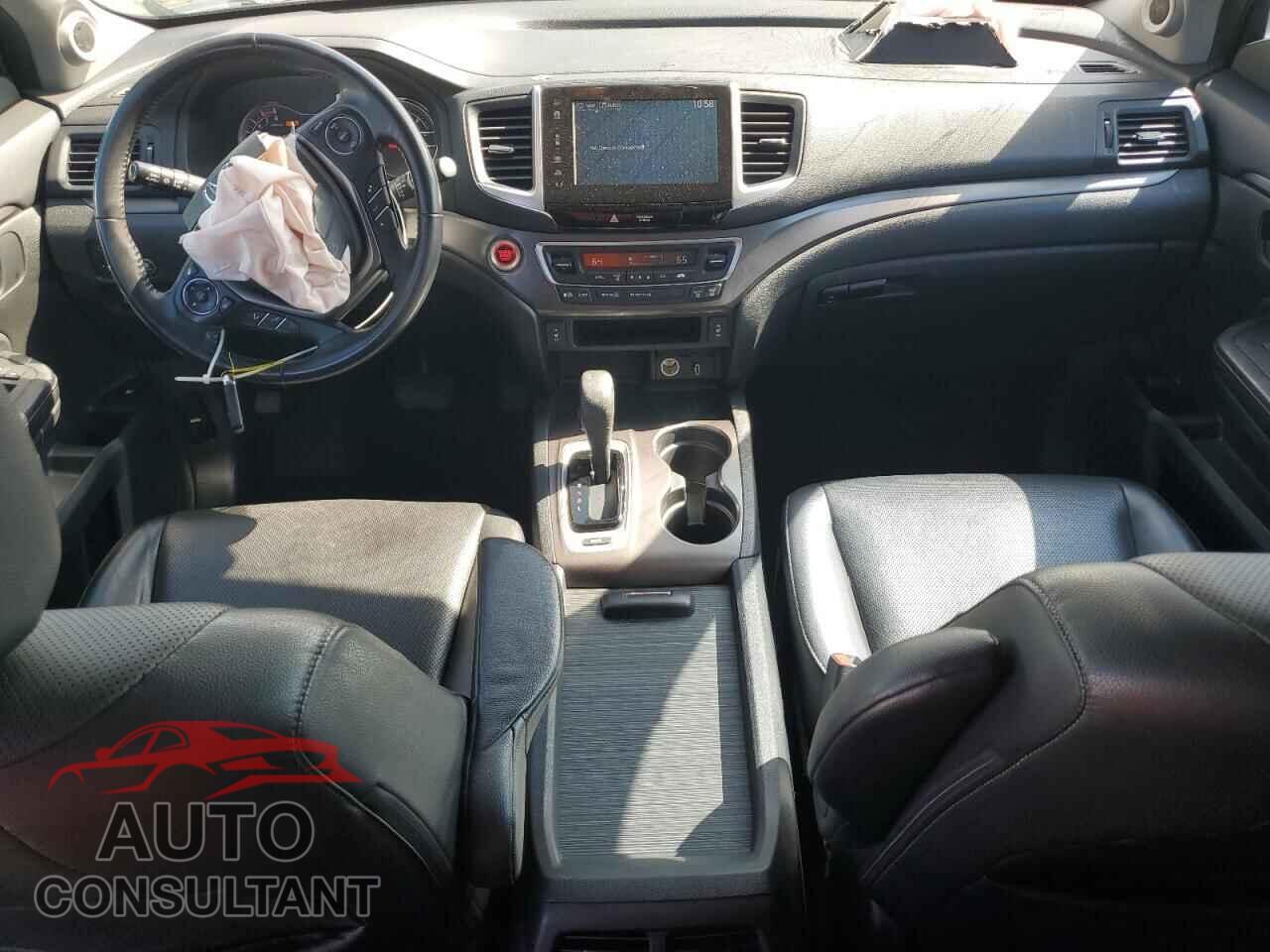 HONDA RIDGELINE 2017 - 5FPYK2F60HB010052