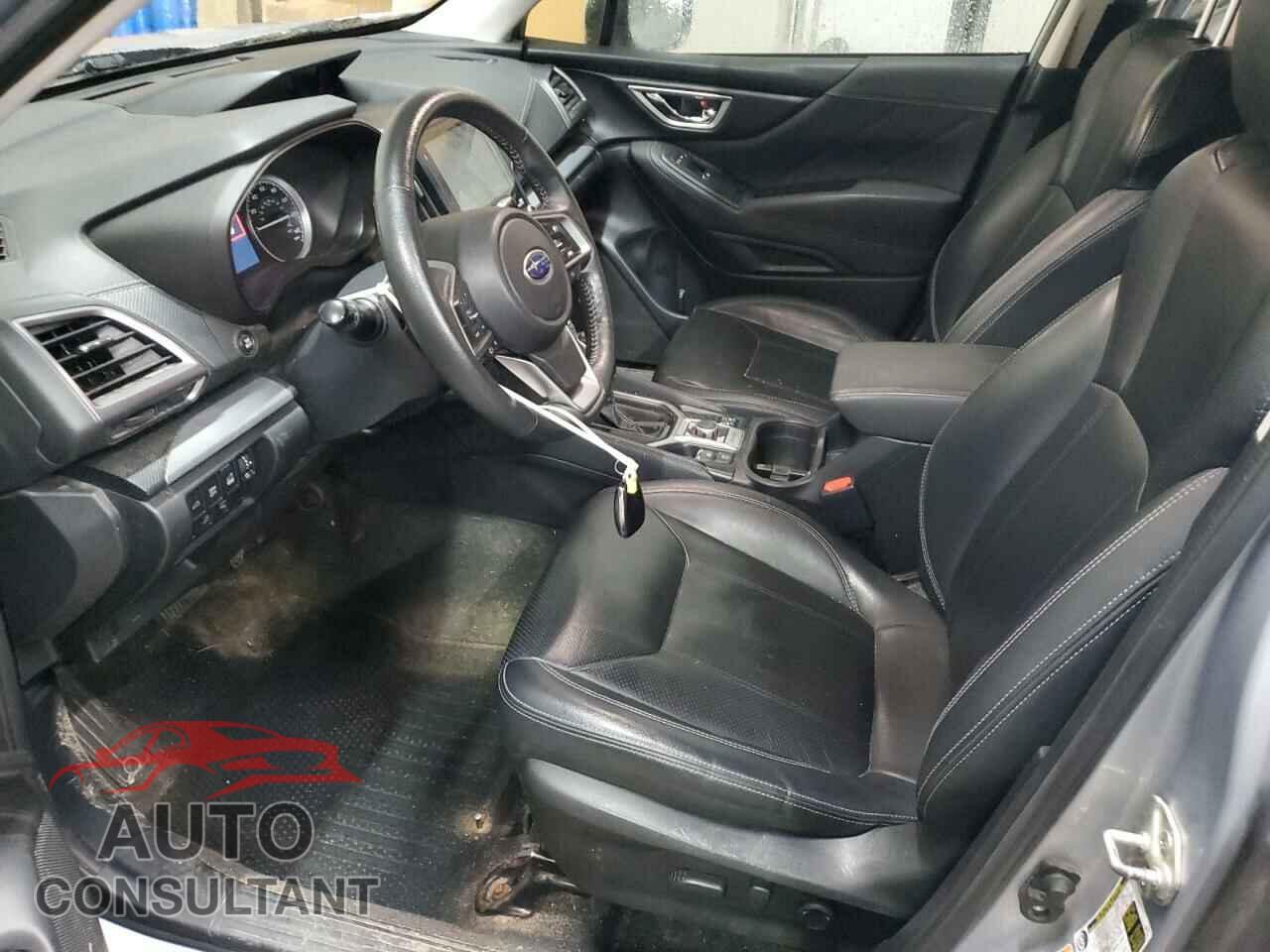 SUBARU FORESTER 2019 - JF2SKAUC2KH580936