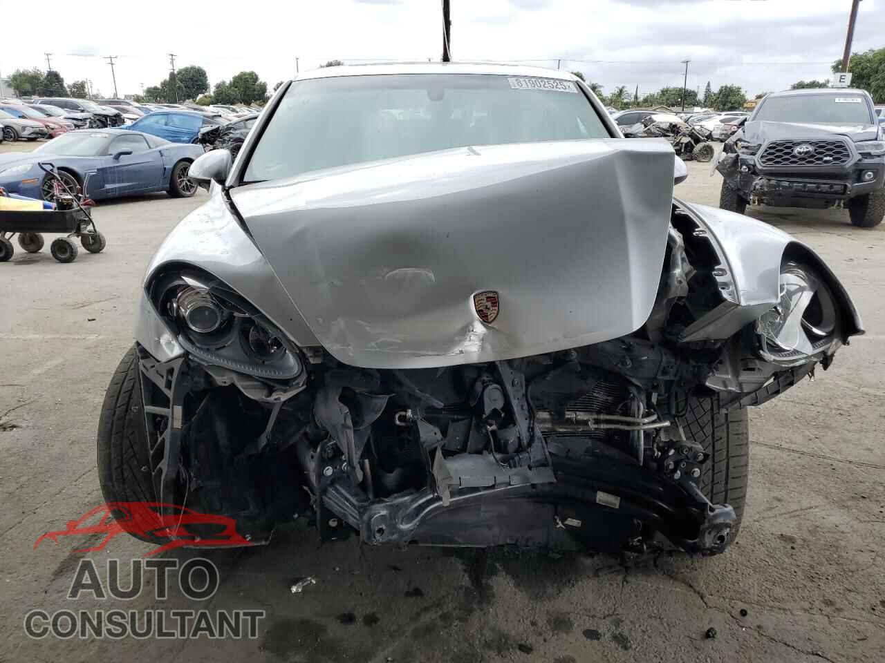 PORSCHE CAYENNE 2012 - WP1AB2A20CLA44561