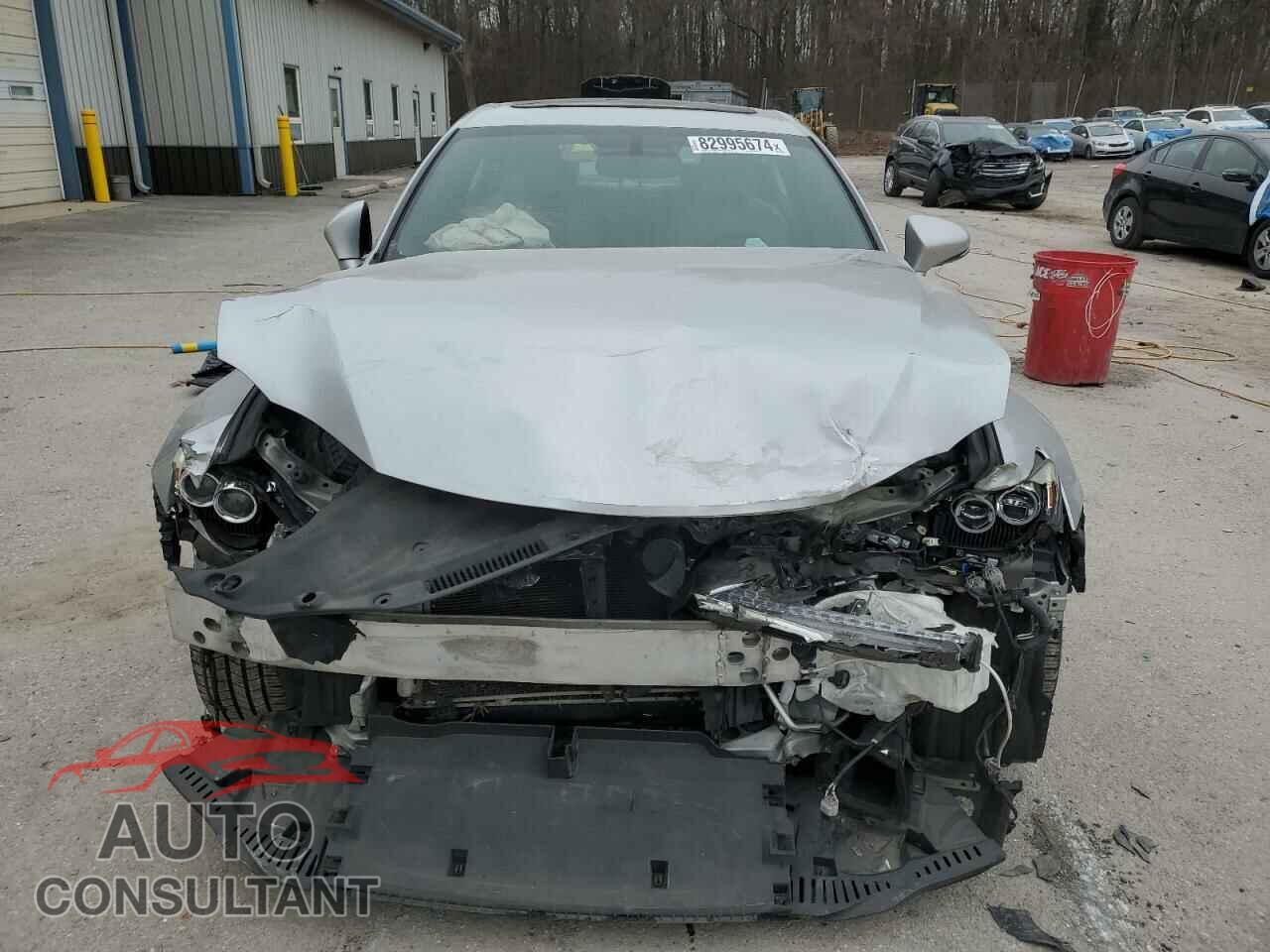 LEXUS IS 2014 - JTHCF1D25E5002803