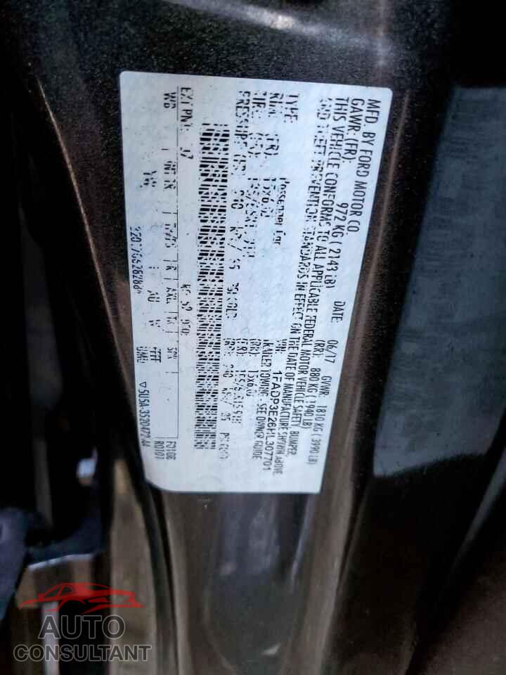 FORD FOCUS 2017 - 1FADP3E26HL307701
