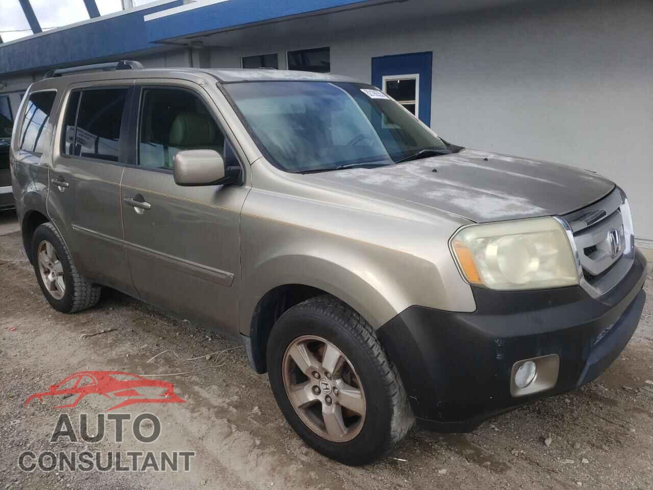 HONDA PILOT 2011 - 5FNYF3H50BB033183