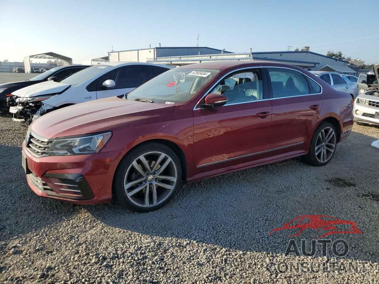 VOLKSWAGEN PASSAT 2017 - 1VWDT7A32HC047659