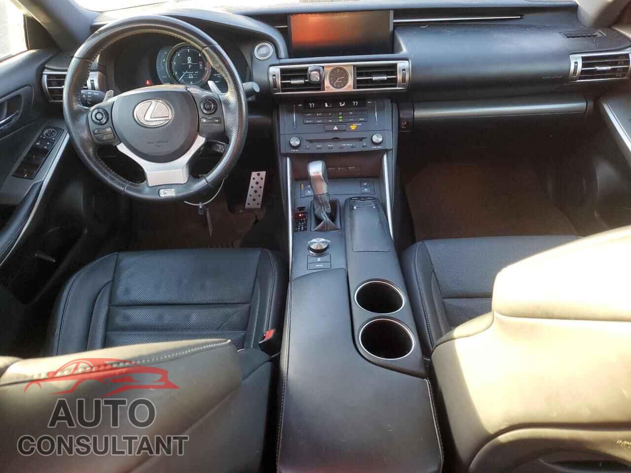 LEXUS IS 2015 - JTHCF1D22F5016952