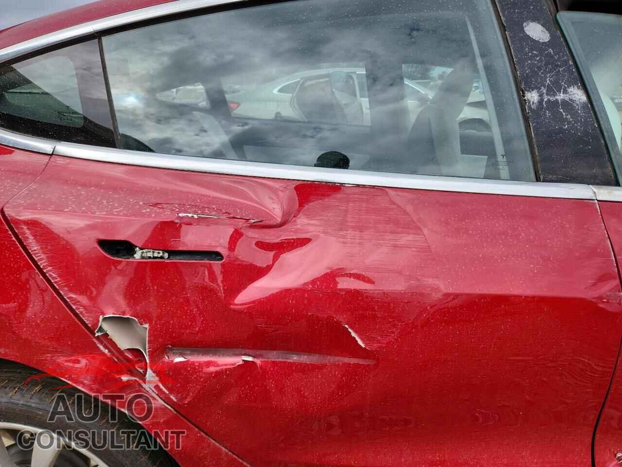 TESLA MODEL 3 2018 - 5YJ3E1EB2JF112008