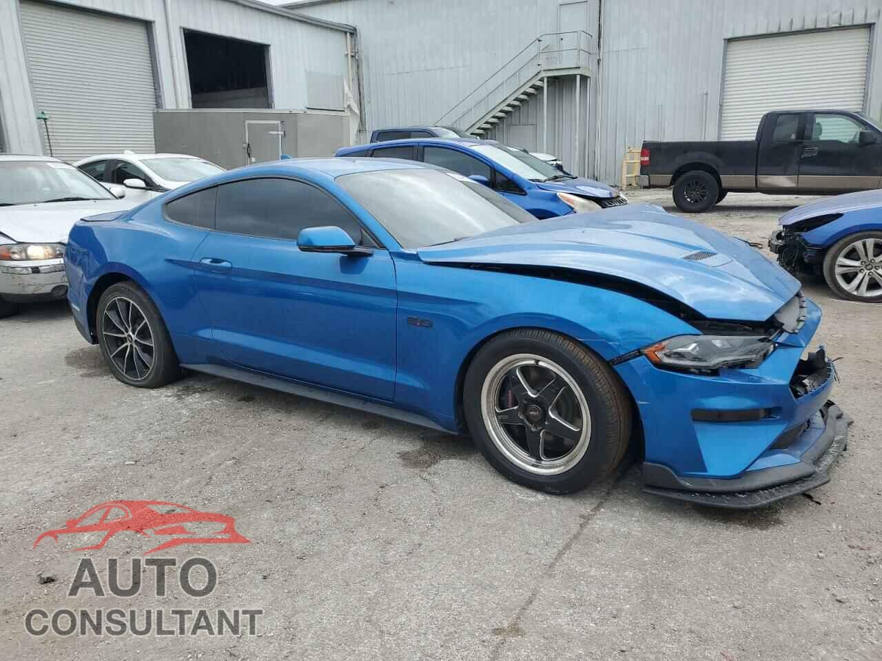FORD MUSTANG 2020 - 1FA6P8CF0L5157965