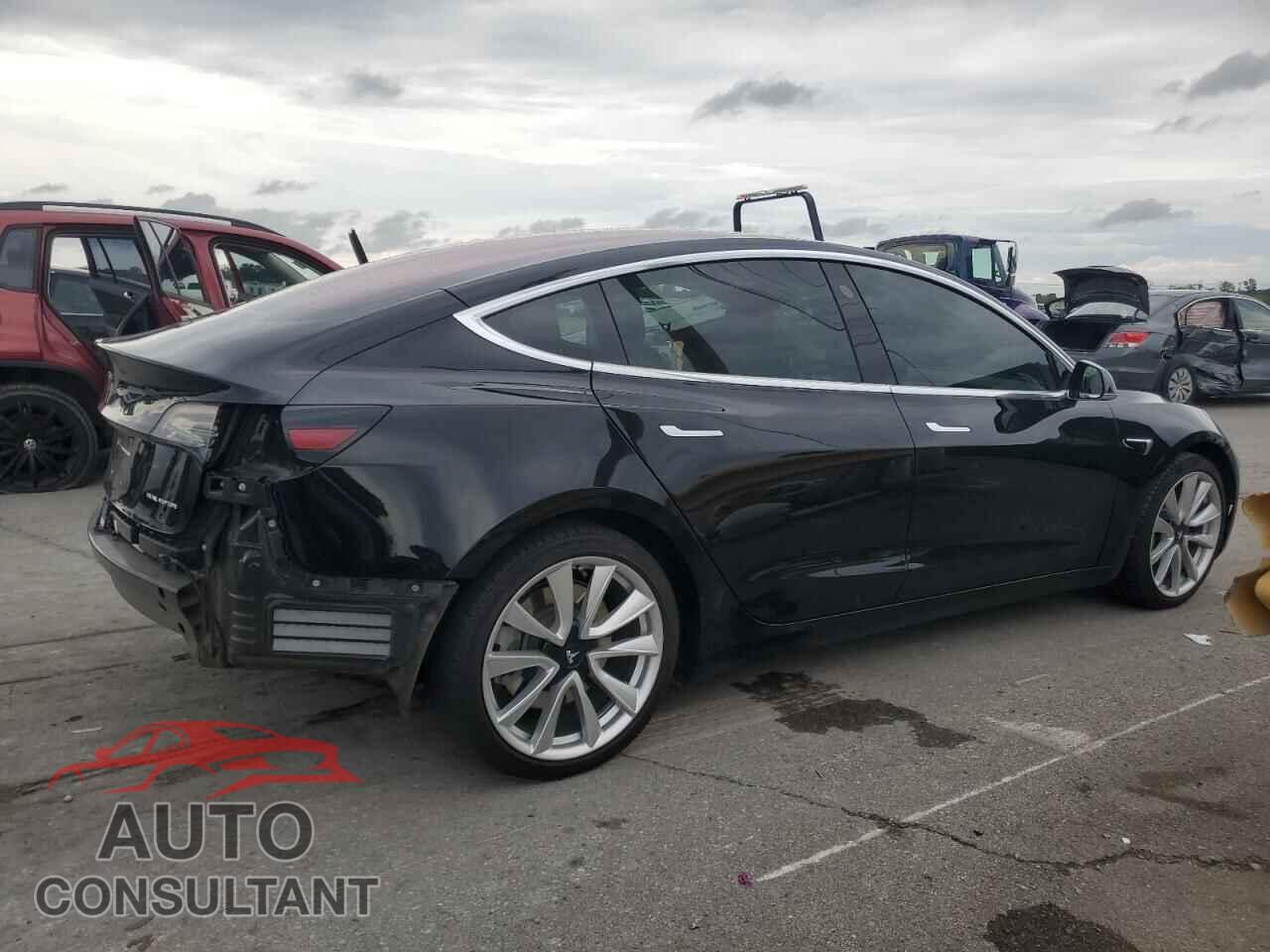 TESLA MODEL 3 2018 - 5YJ3E1EB0JF178556