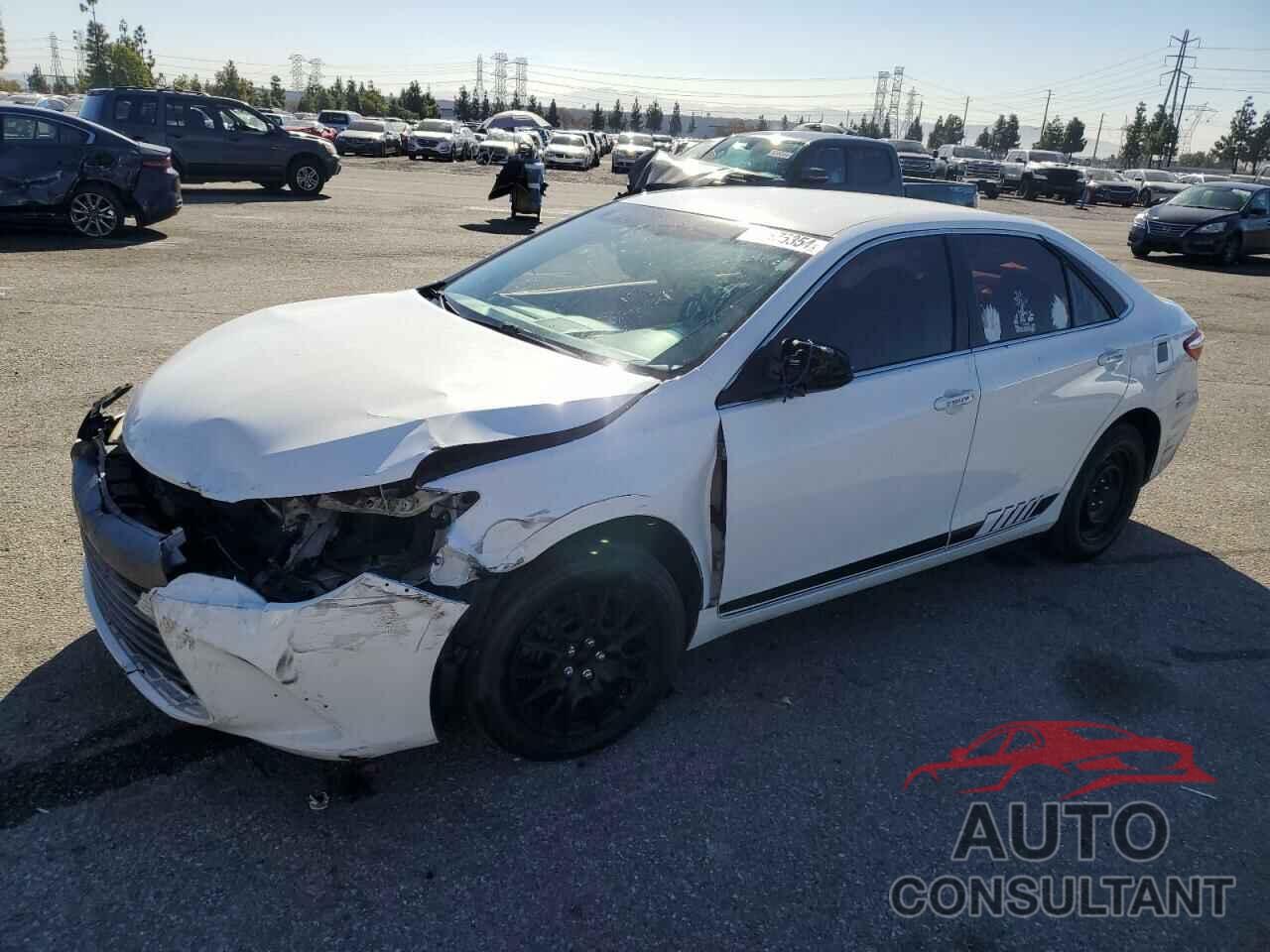 TOYOTA CAMRY 2016 - 4T4BF1FK5GR578167