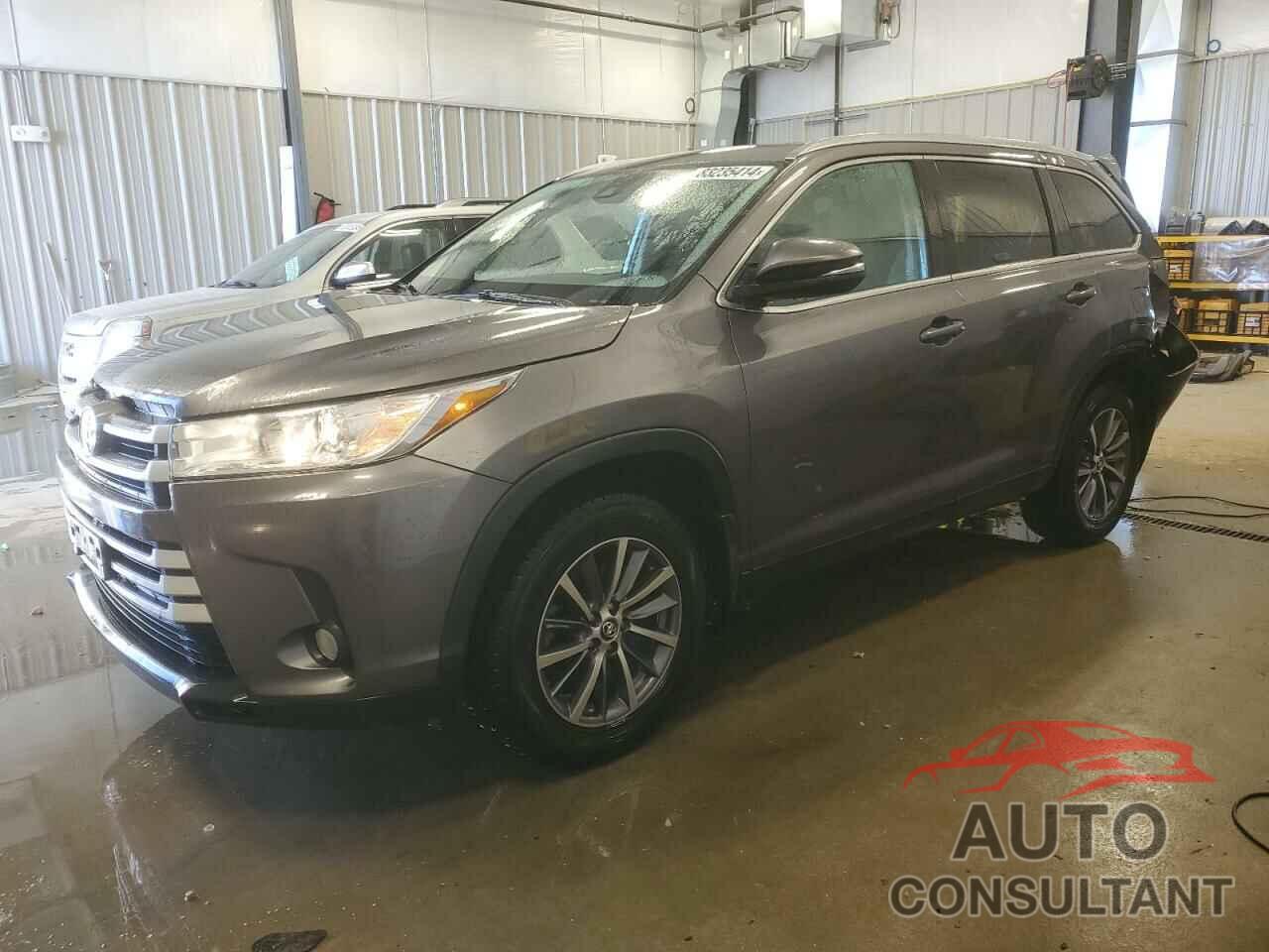 TOYOTA HIGHLANDER 2019 - 5TDJZRFH1KS564350