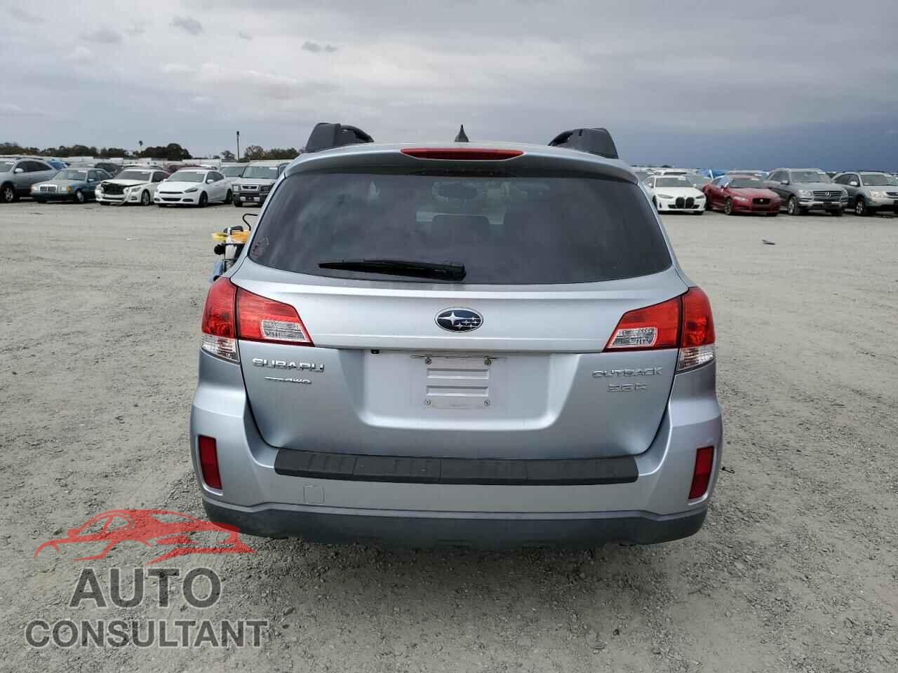 SUBARU OUTBACK 2013 - 4S4BRDKC6D2229155