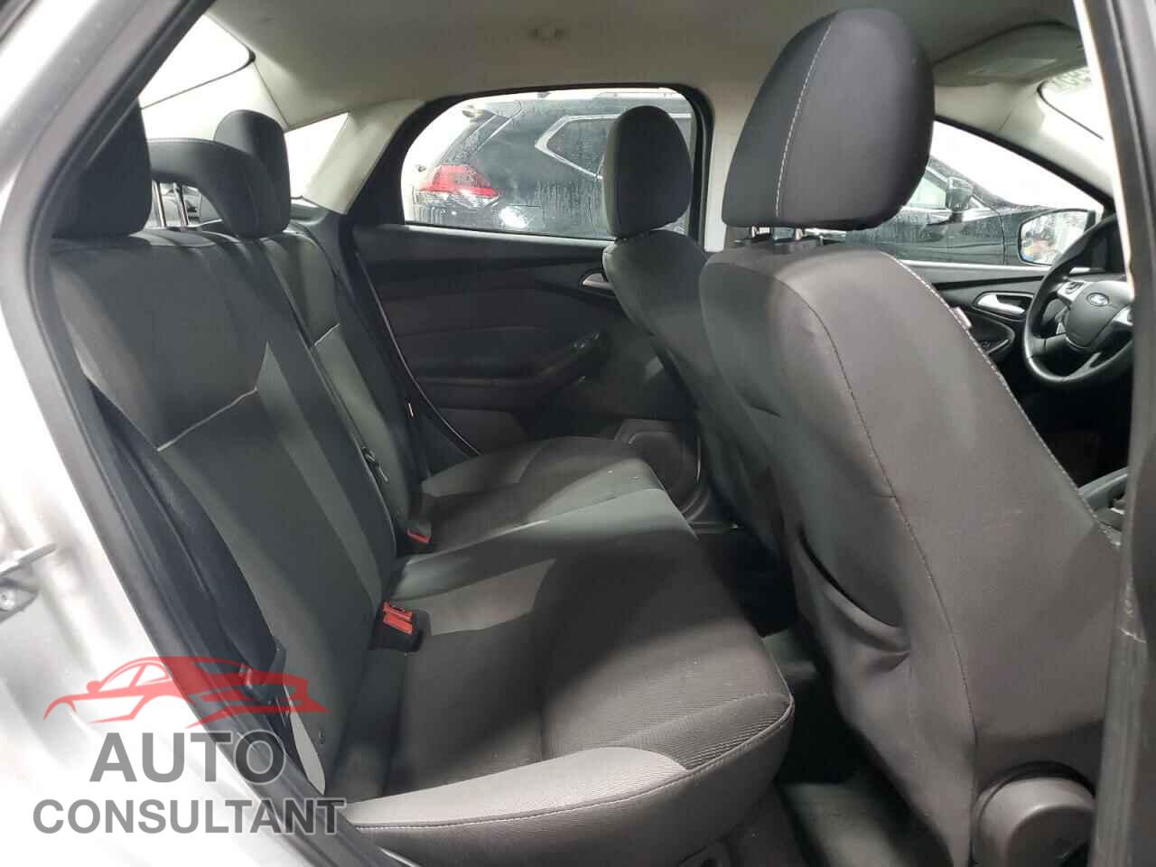 FORD FOCUS 2014 - 1FADP3F28EL349765