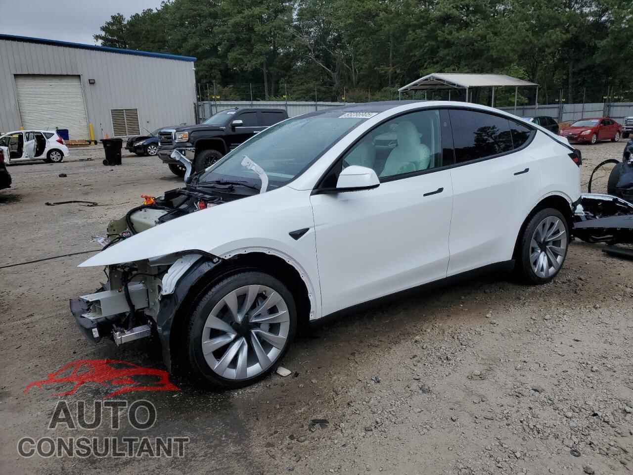 TESLA MODEL Y 2026 - 7SAYGDEEXTA448858