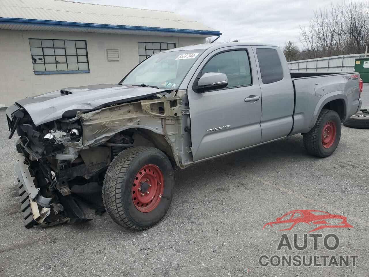 TOYOTA TACOMA 2018 - 5TFSZ5AN5JX157649