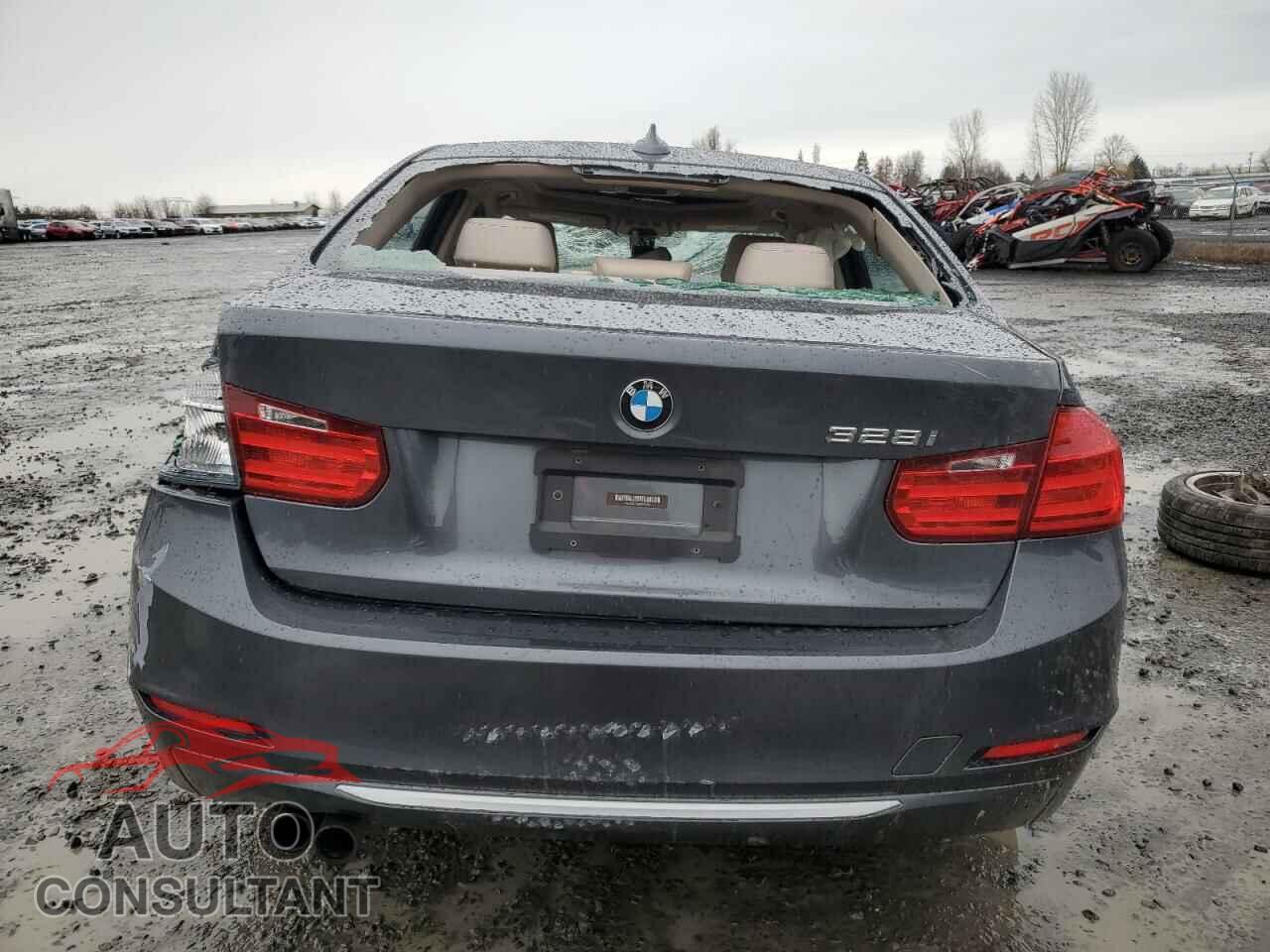 BMW 3 SERIES 2012 - WBA3A5C53CF259241