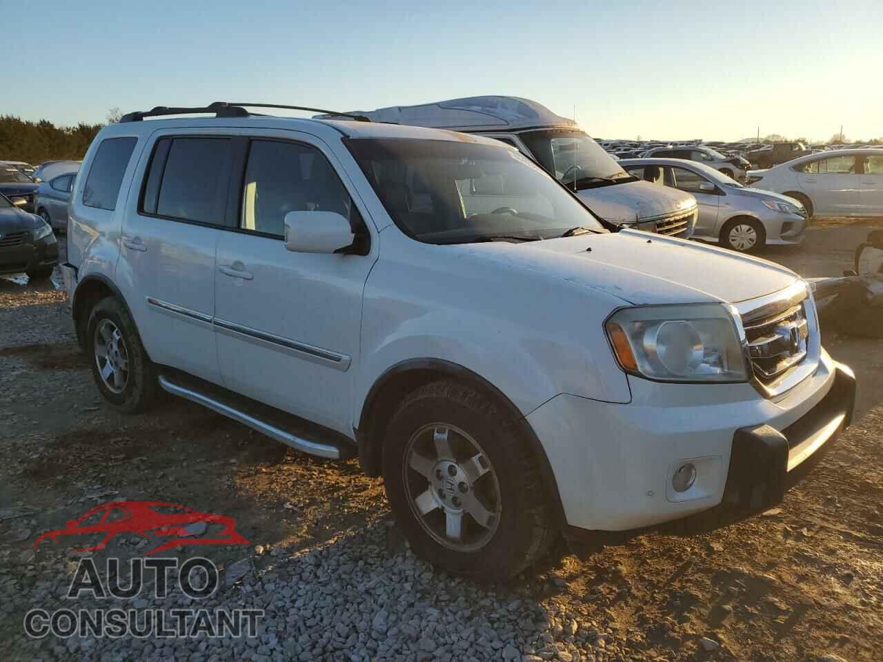 HONDA PILOT 2011 - 5FNYF3H94BB013909