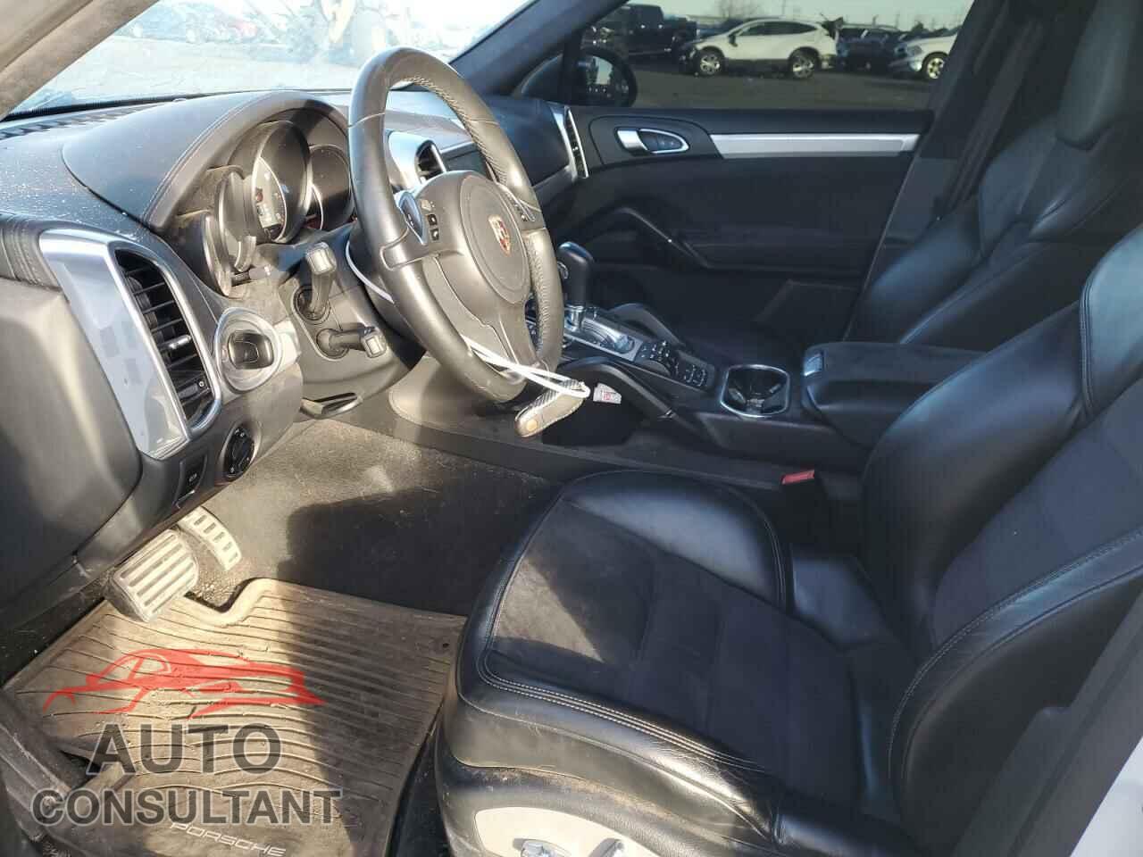 PORSCHE CAYENNE 2013 - WP1AD2A21DLA74406
