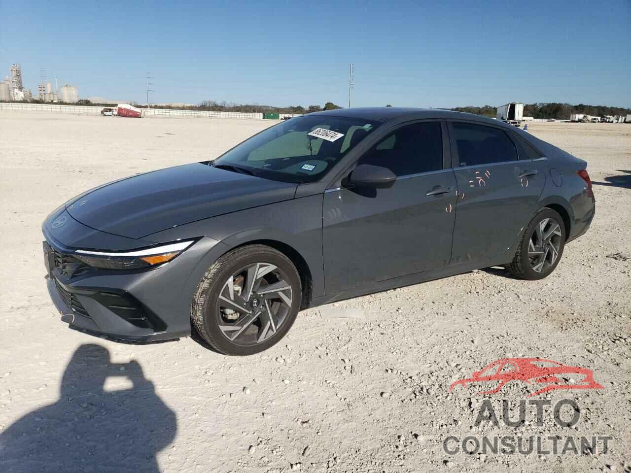 HYUNDAI ELANTRA 2024 - KMHLS4DG7RU680731