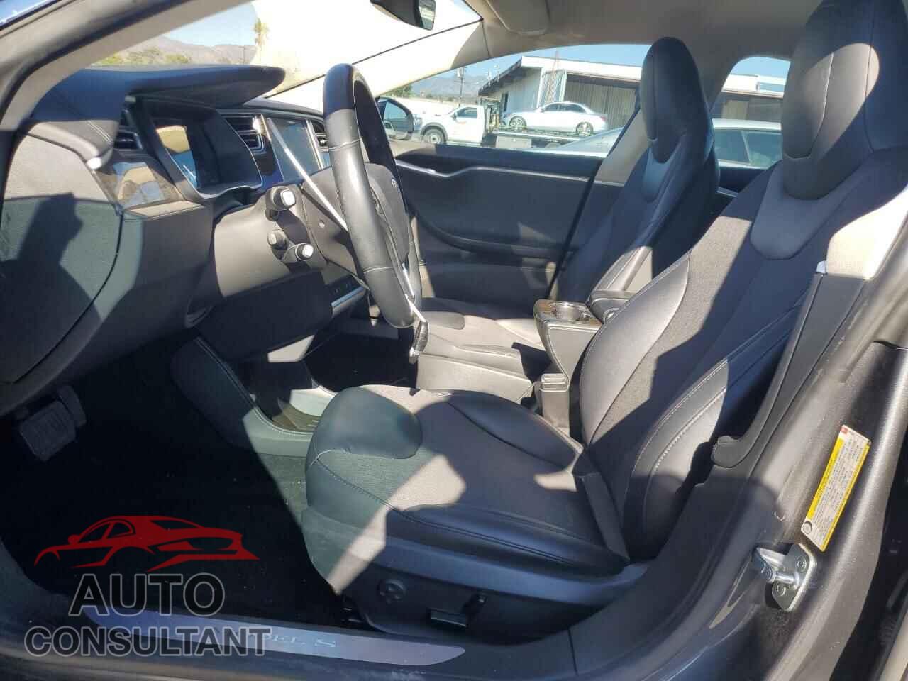 TESLA MODEL S 2015 - 5YJSA1S18FFP76355