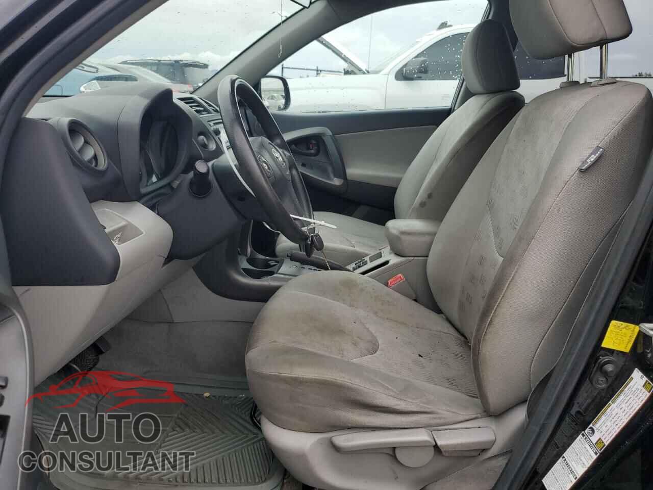 TOYOTA RAV4 2012 - 2T3BF4DV3CW215375