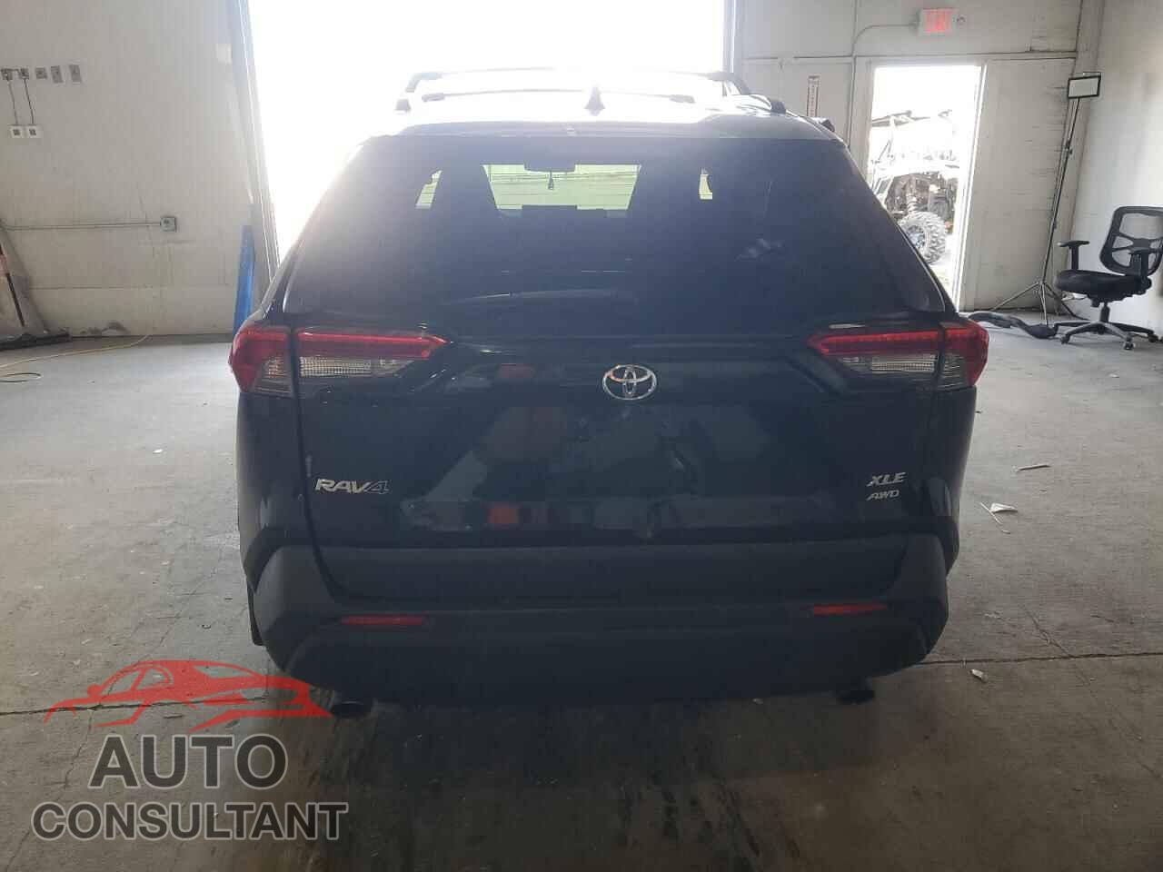 TOYOTA RAV4 2019 - JTMP1RFV6KD035236